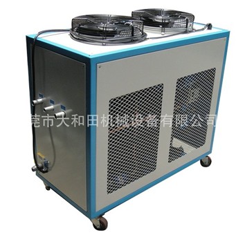 別看【小型冷水機】小,自然給你更多，滾輪模溫機，極冷極熱模溫機
