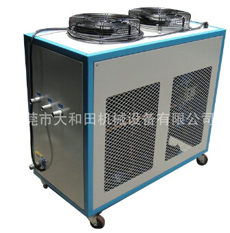 小型冷水機不僅設(shè)計好，功能也很強